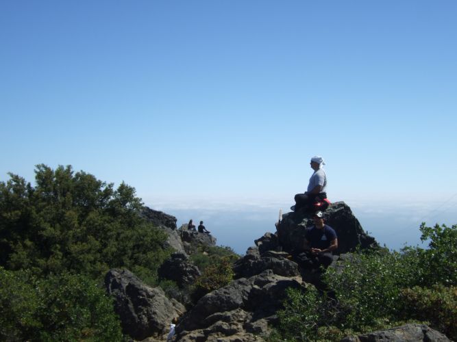 Everyone finds a peak to meditate. Awesome!